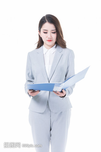 商务秘书服务中的女性文员形象 专业、高效与细腻并重